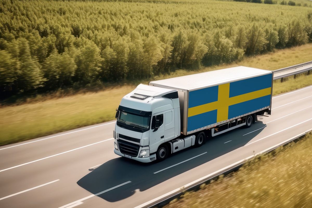 Value Pathways in Emergent Programs: Tackling Grand Challenges in the Swedish Transportation Industry